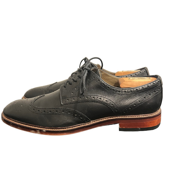 Banana Republic Mens Black Italian Leather Dress Shoes Wingtip Oxfords Size 11M - Picture 1 of 11
